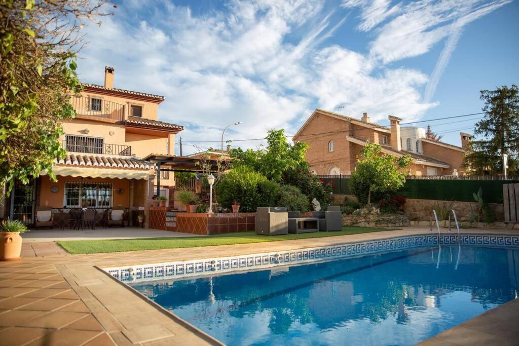 Casa Espaciosa Cerca De Monachil 拉苏维亚 外观 照片